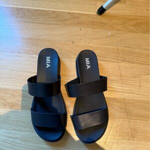 MIA Women's Classic Black Sandals